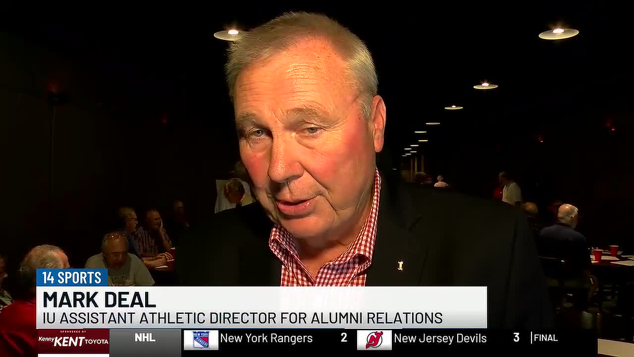 Former IU Player and Coach Mark Deal Addresses Downtown Evansville Quarterback Club