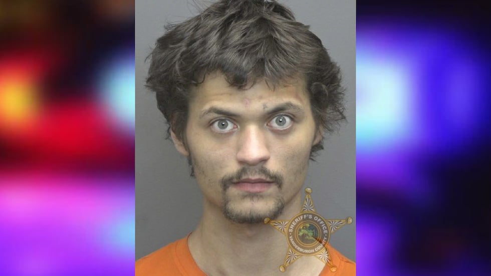 Police say Evansville suspect posted victim’s nude photos, then tried to run