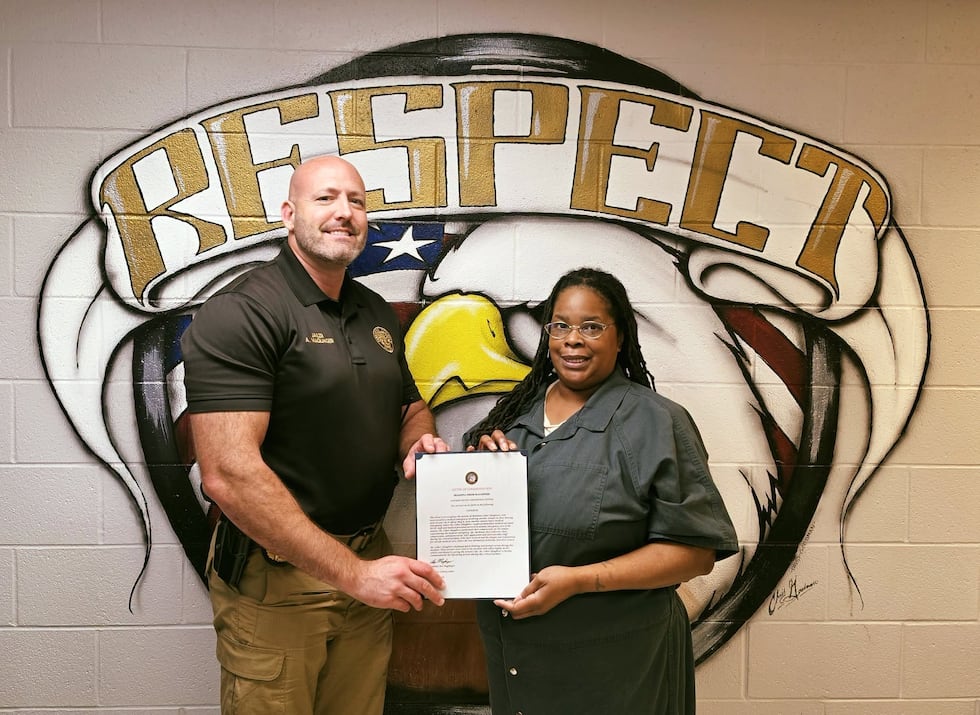 Daviess Co. prisoner rewarded for helping save another inmate’s life