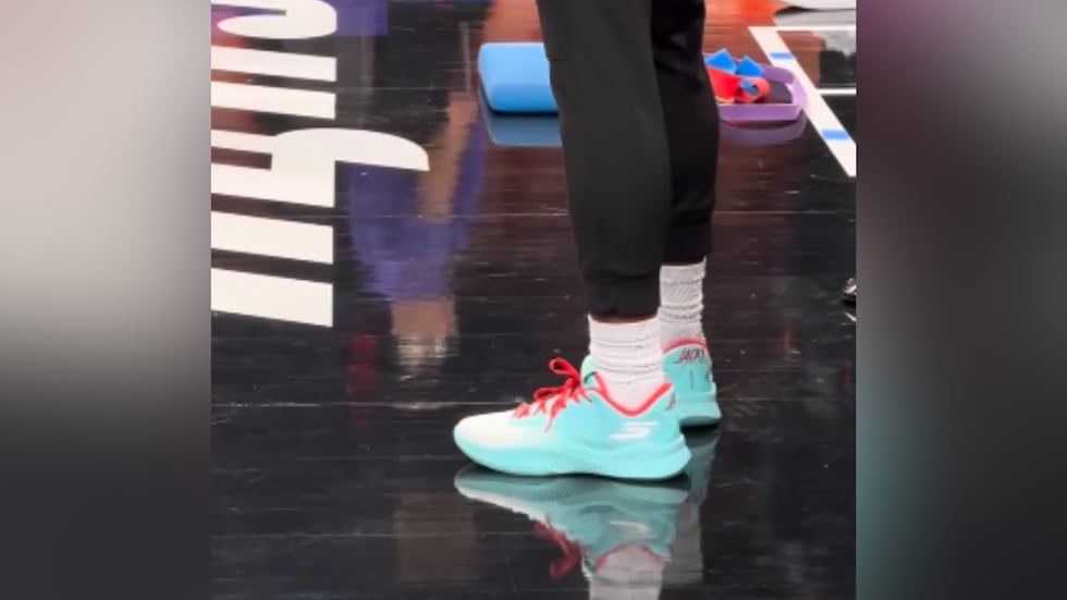 Jackie Young's sneakers inspired by Princeton Theatre