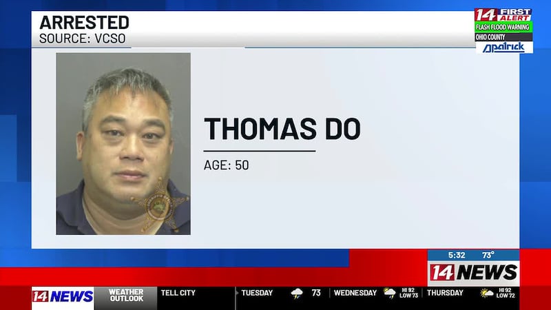 EPD: Man arrested after DUI crash leaves woman trapped in vehicle
